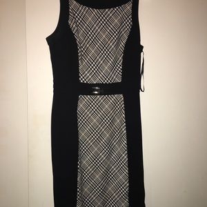 WHITE HOUSE BLACK MARKET